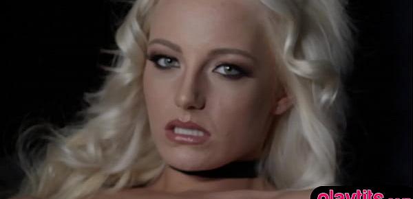 trendsBeautiful Ria Rose from Las Vegas will seduce you today